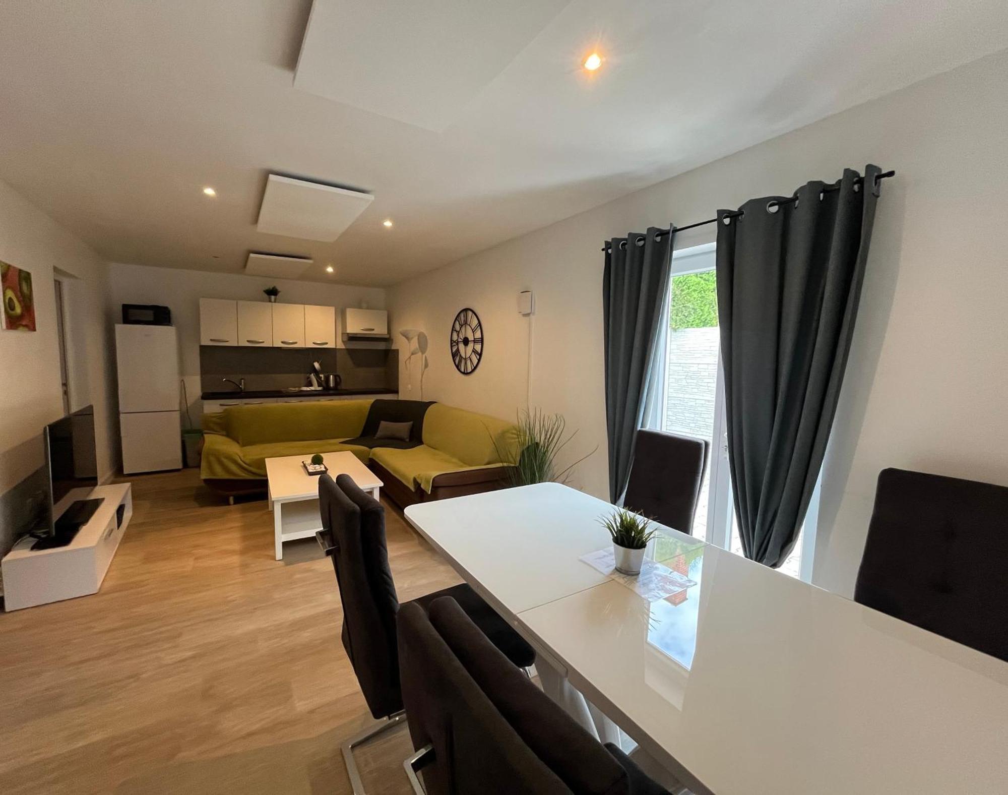 Apartment Provence Doksy (Liberec)